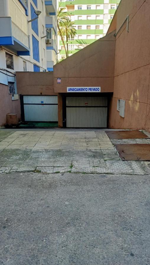 Apartamento Posidonia Free Parking Kadyks Zewnętrze zdjęcie